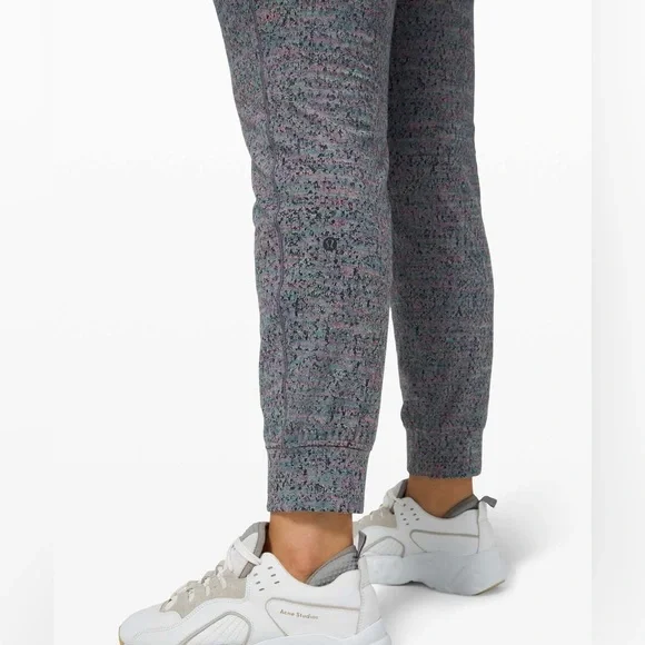 Lululemon Ready to Rulu Jogger•Neon Tweed Jacquard Battleship Electric Coral•12 - Picture 3 of 16